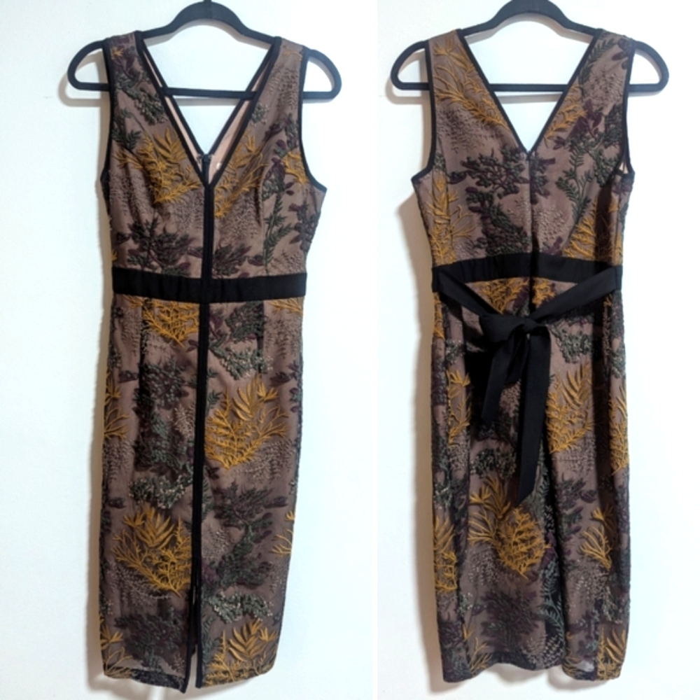 Elegant Floral Print Dress with Black Accents